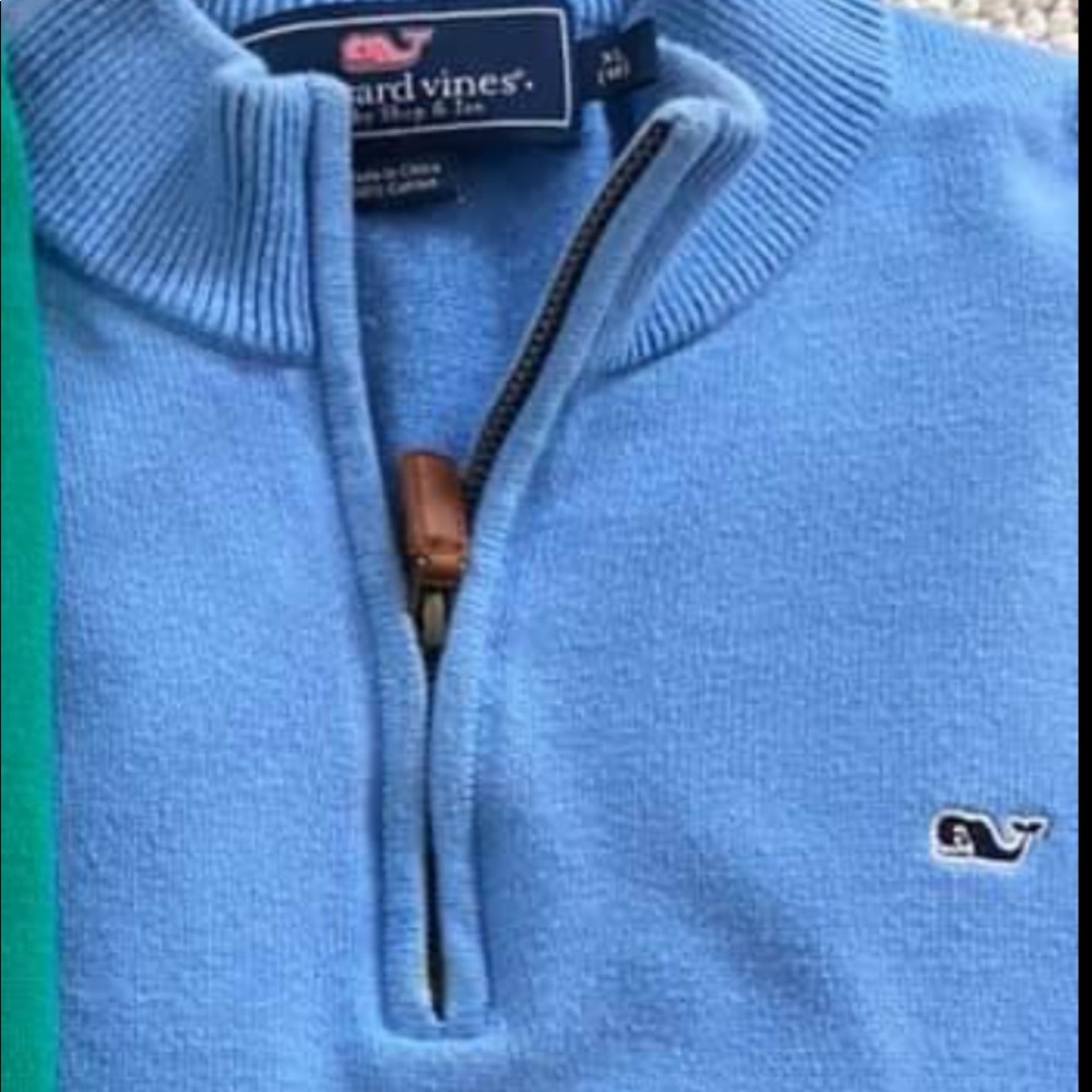Boys xl Vineyard Vines sweater